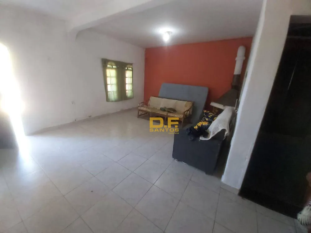 Casa, 3 quartos, 230 m² - Foto 1