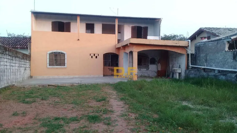 Casa, 3 quartos, 230 m² - Foto 1