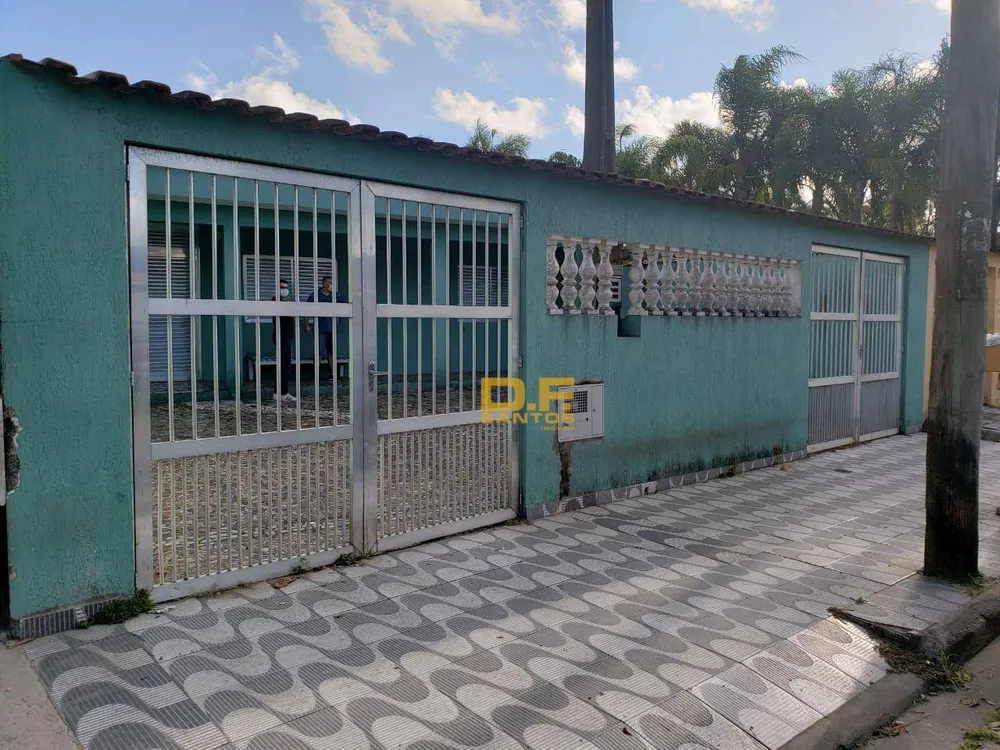 Casa, 3 quartos, 213 m² - Foto 1