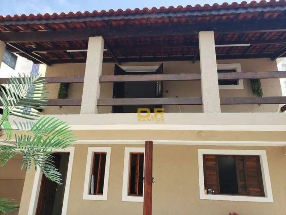 Sobrado, 3 quartos, 270 m² - Foto 1