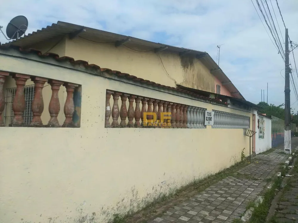 Casa, 4 quartos, 107 m² - Foto 1