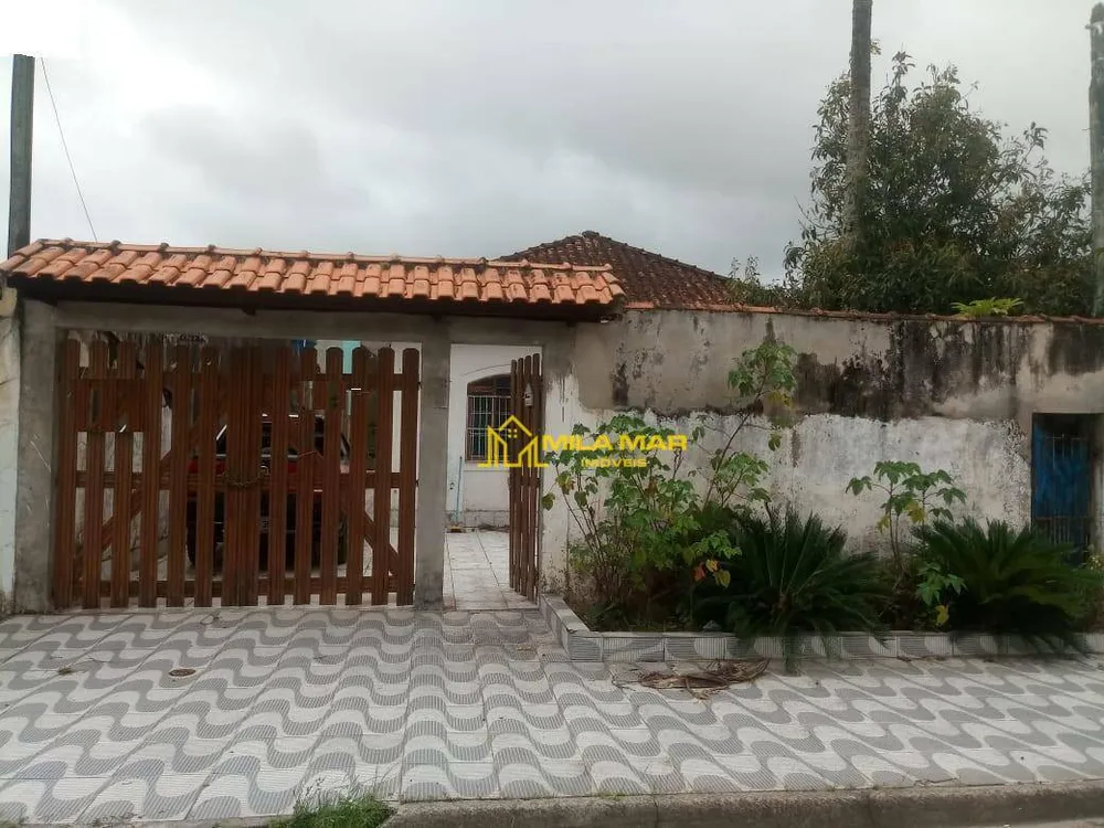 Casa, 3 quartos, 200 m² - Foto 1