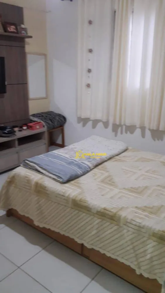 Casa, 4 quartos, 243 m² - Foto 2