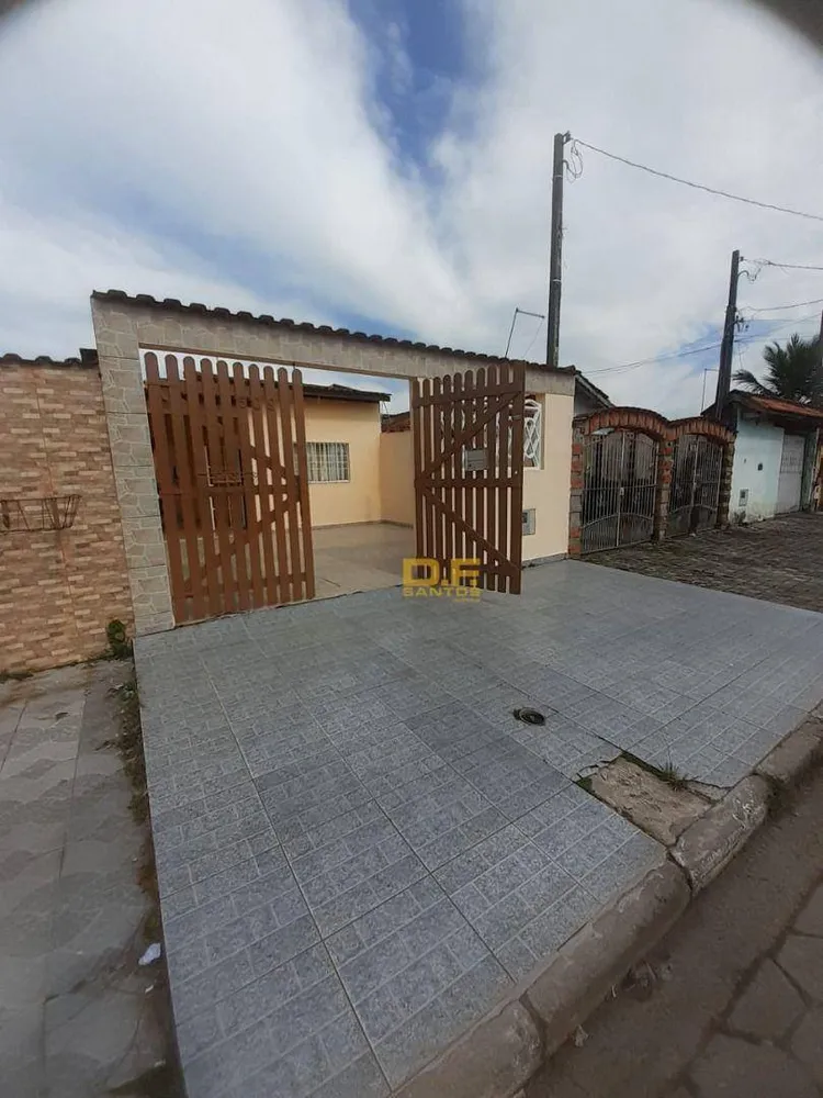 Casa, 2 quartos, 93 m² - Foto 1