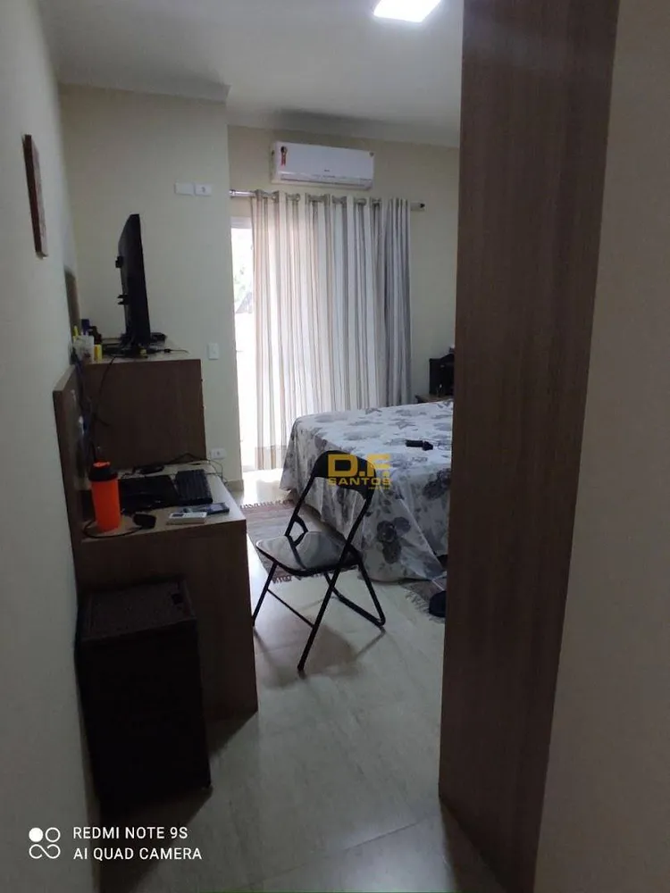 Casa, 5 quartos, 232 m² - Foto 2
