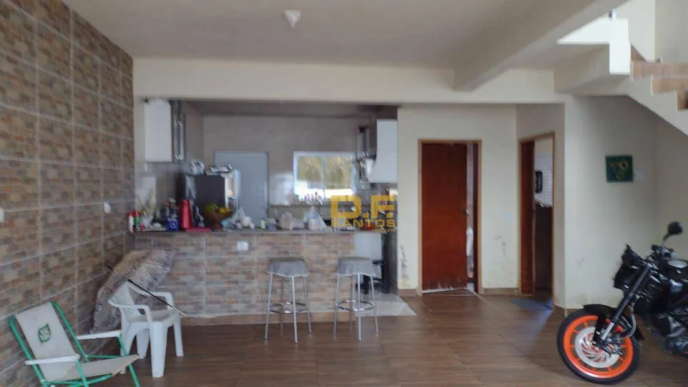 Sobrado, 4 quartos, 180 m² - Foto 1