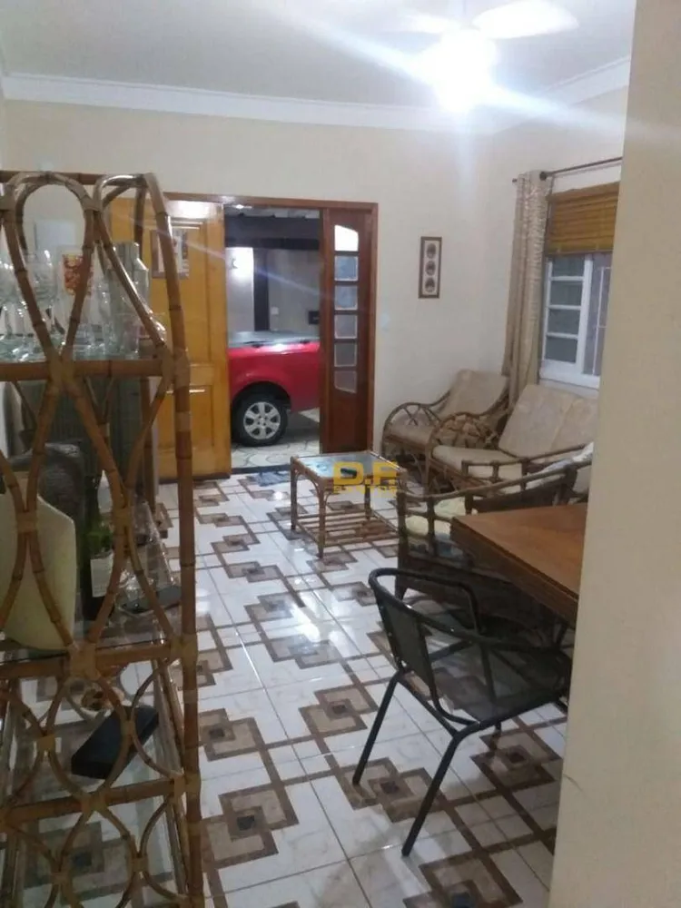 Casa, 4 quartos, 164 m² - Foto 2