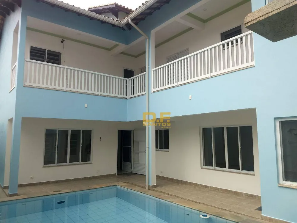 Sobrado, 4 quartos, 1 m² - Foto 1