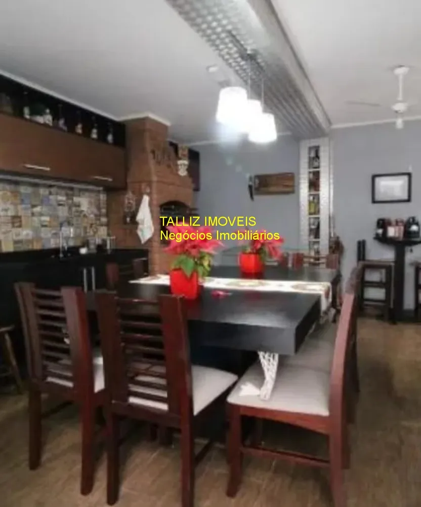 Casa, 3 quartos, 250 m² - Foto 24