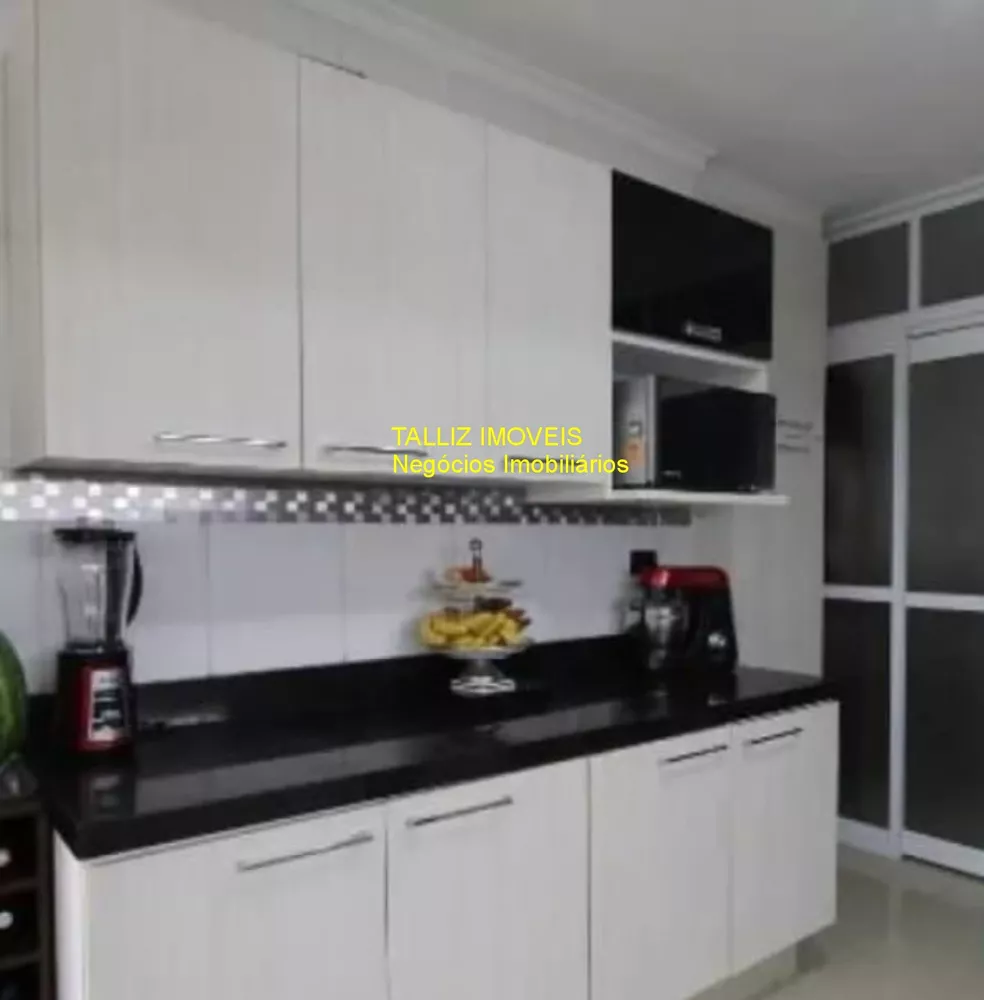 Casa, 3 quartos, 250 m² - Foto 4