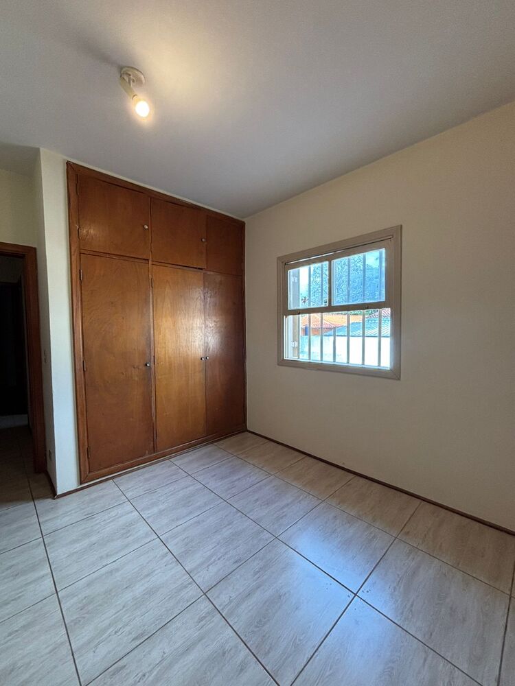 Sobrado, 3 quartos, 282 m² - Foto 1