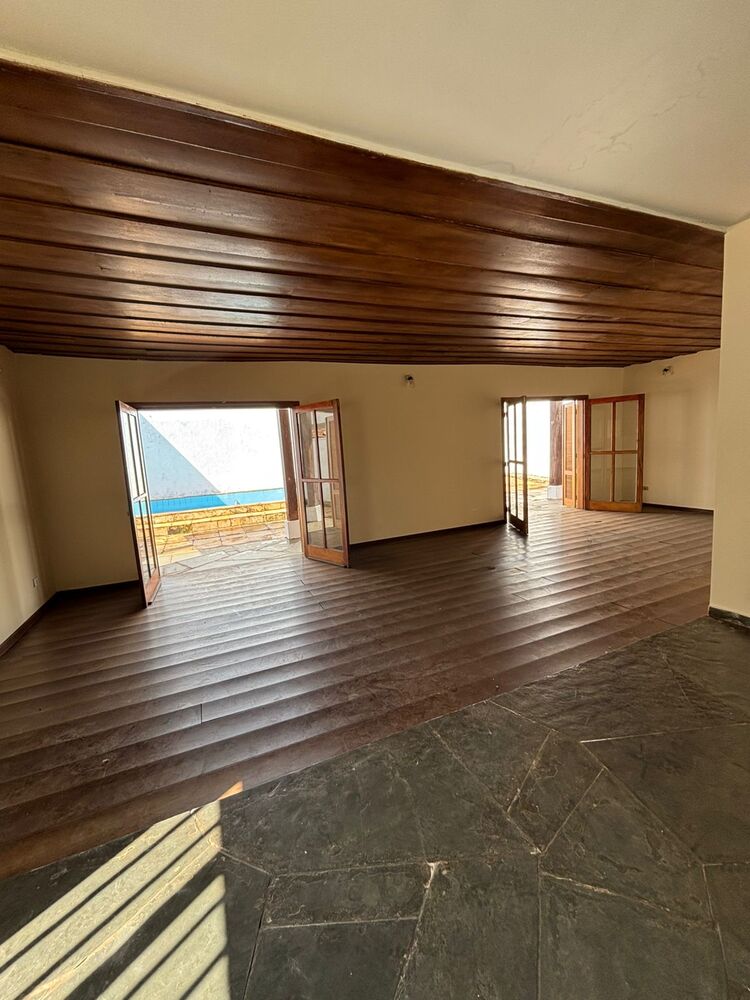 Sobrado, 3 quartos, 282 m² - Foto 2