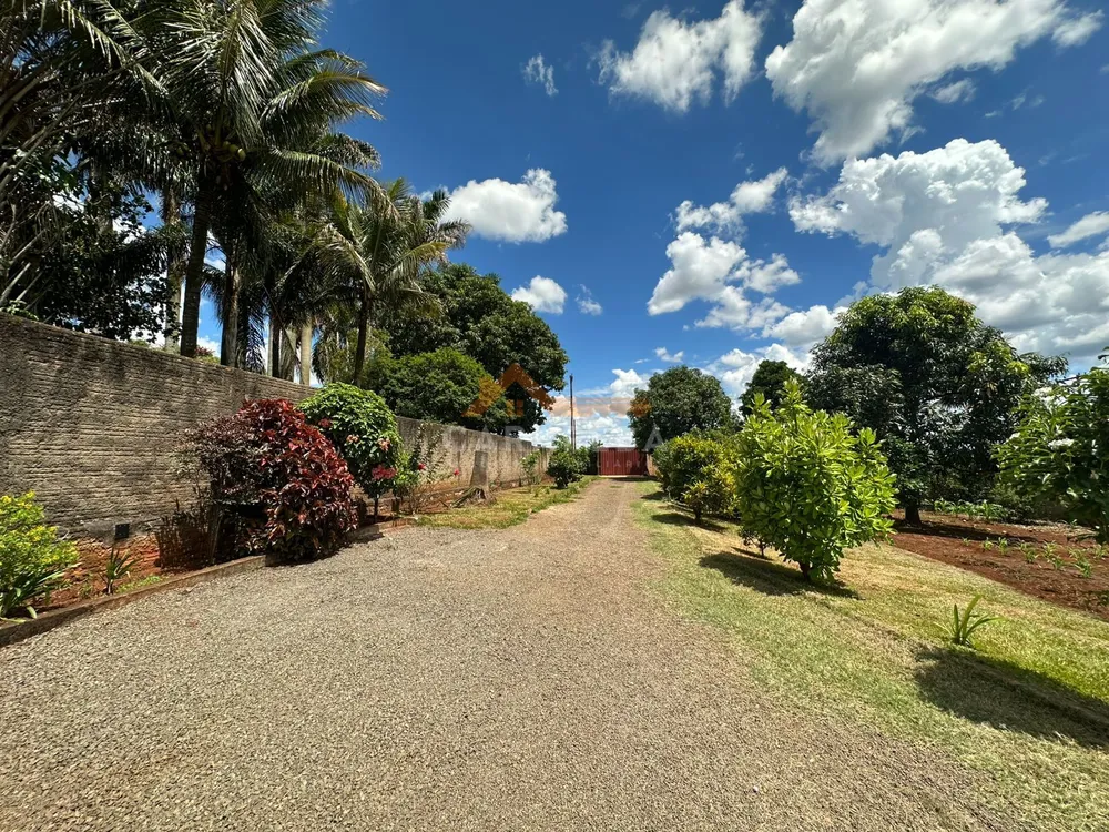Sítio, 3 quartos, 2372 m² - Foto 14
