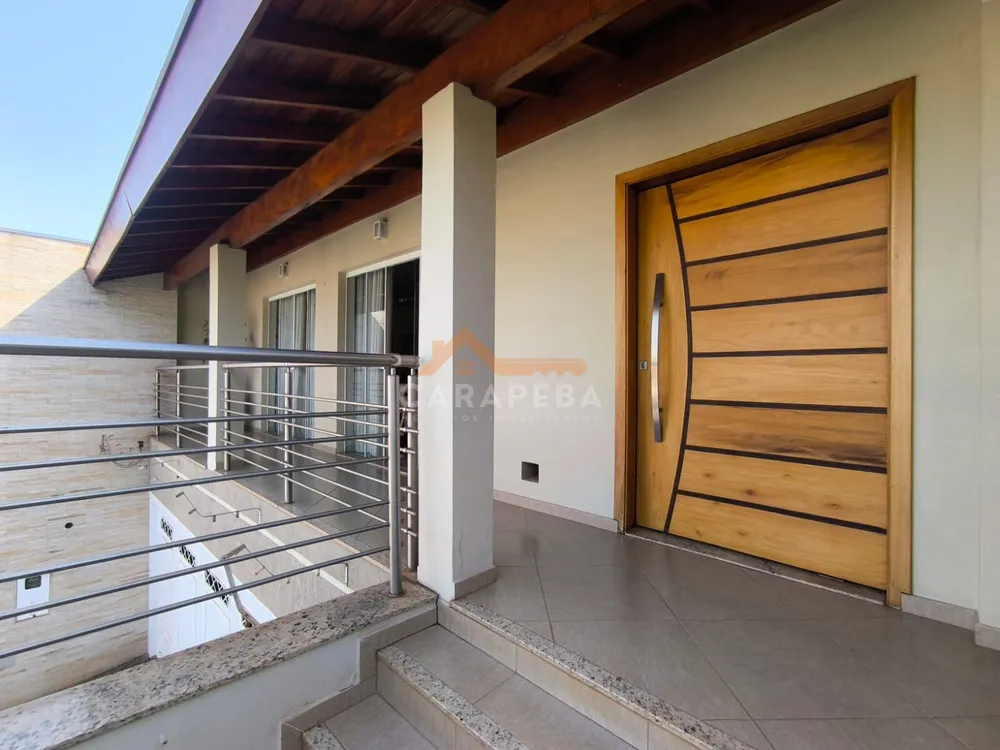 Casa, 4 quartos, 238 m² - Foto 1