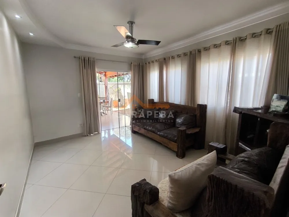 Casa, 4 quartos, 238 m² - Foto 10