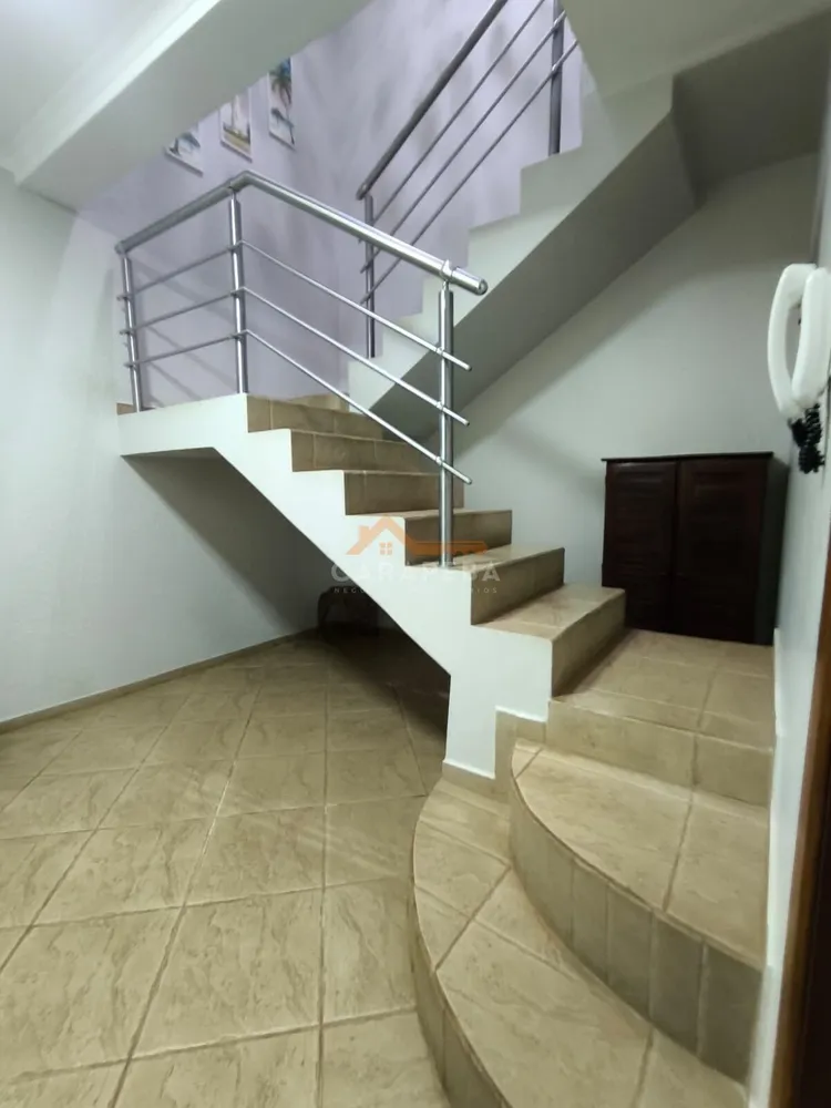 Casa, 4 quartos, 238 m² - Foto 8