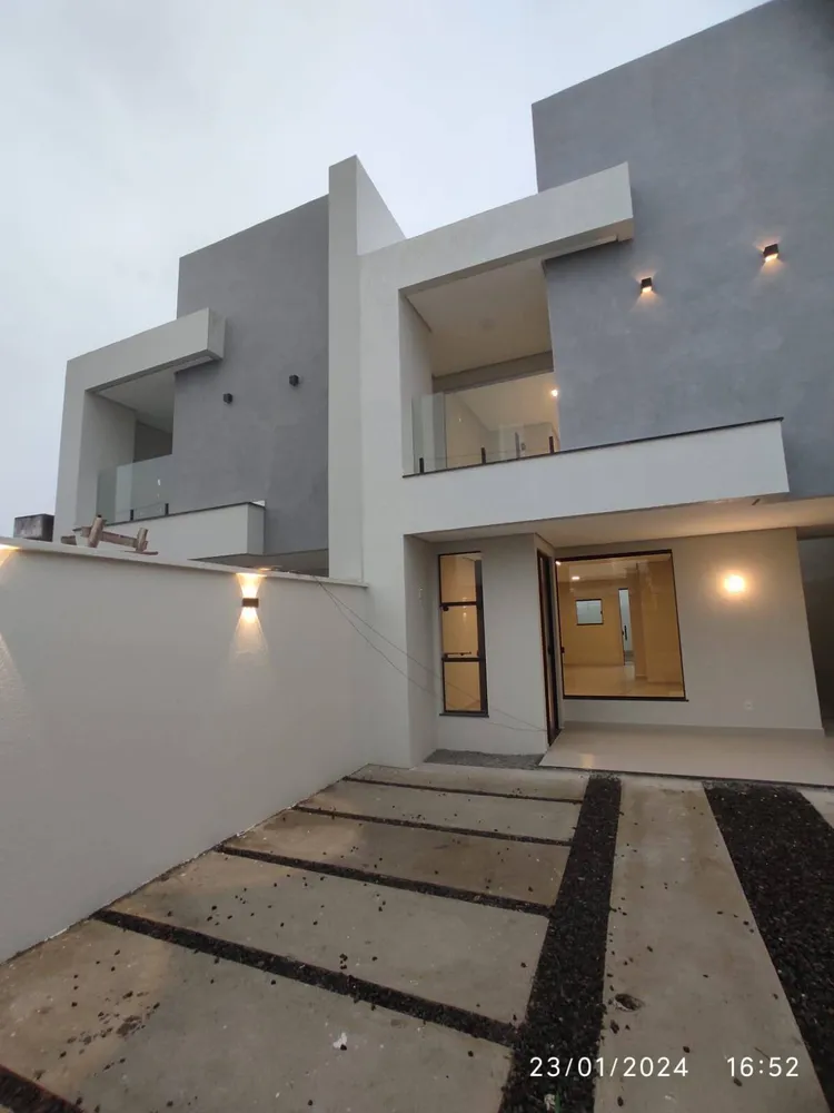 Casa, 3 quartos - Foto 1