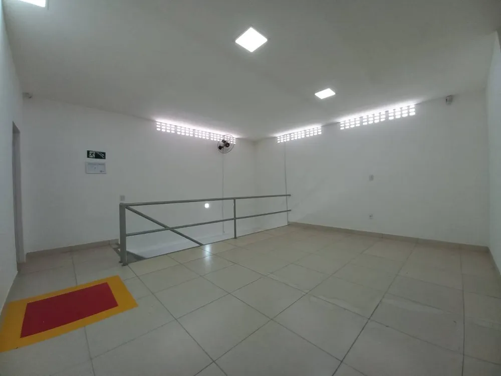Prédio Inteiro, 366 m² - Foto 1