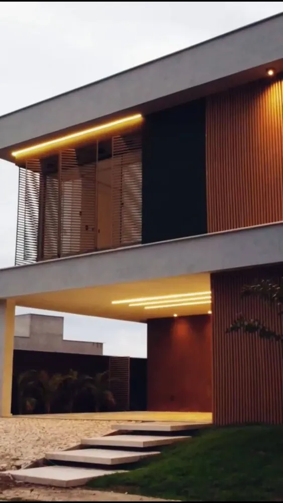 Casa, 4 quartos, 243 m² - Foto 1