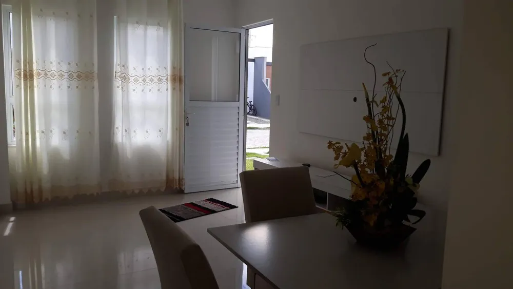 Casa, 3 quartos, 66 m² - Foto 2