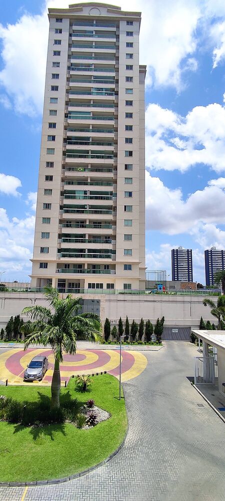 Apartamento à venda com 3 quartos, 104m² - Foto 1