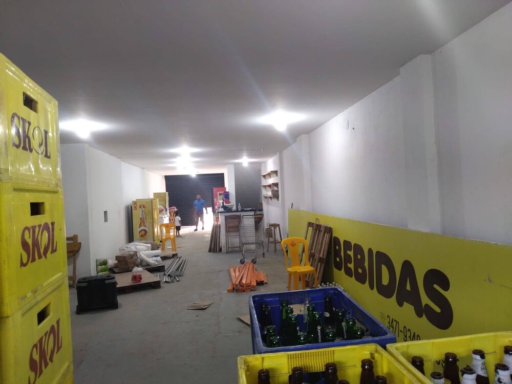 Prédio Inteiro - Foto 1
