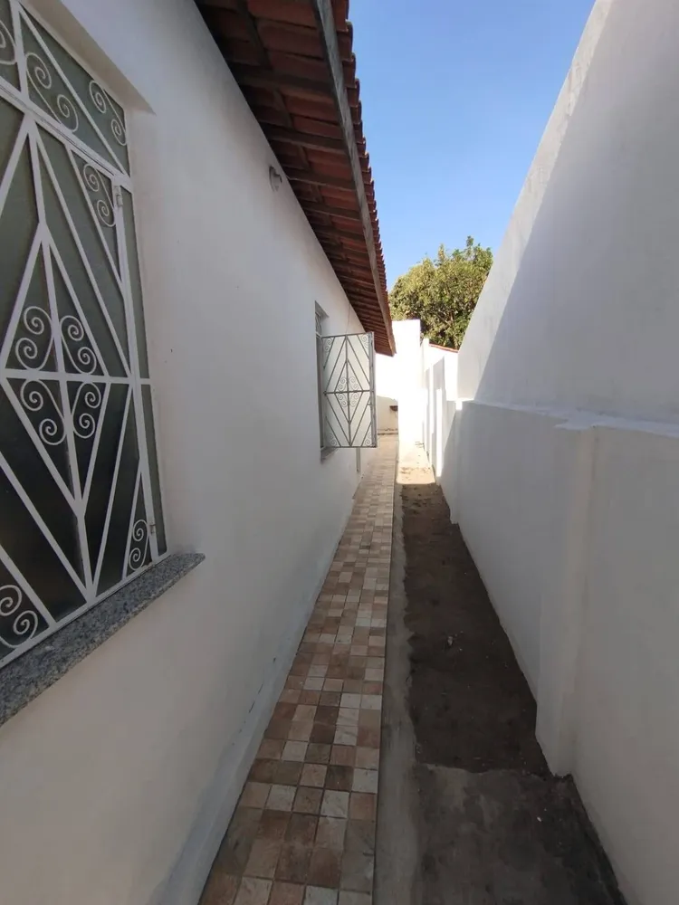 Casa, 7 quartos, 315 m² - Foto 2