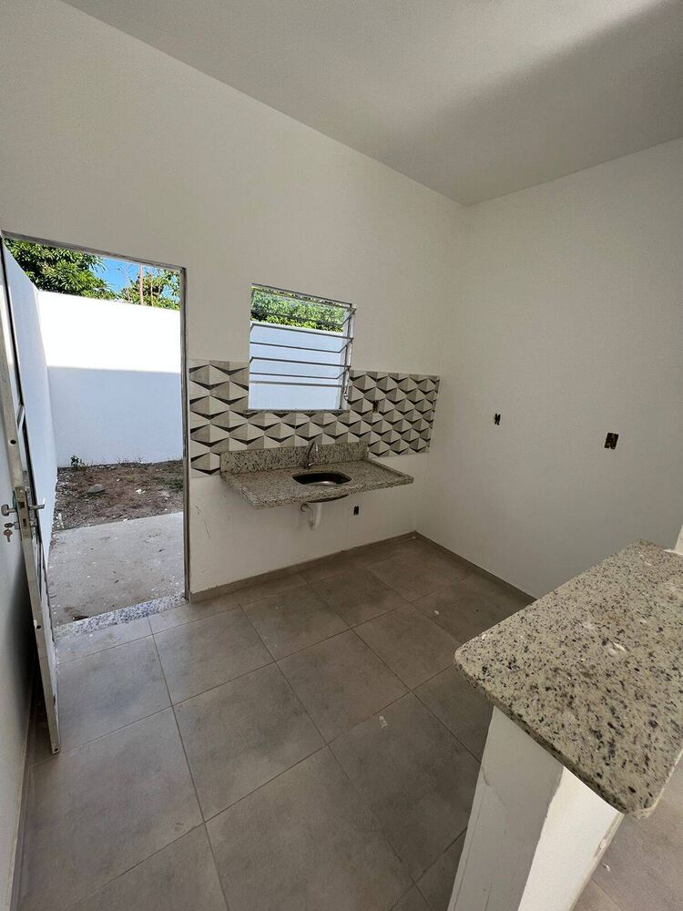 Casa, 2 quartos, 47 m² - Foto 1