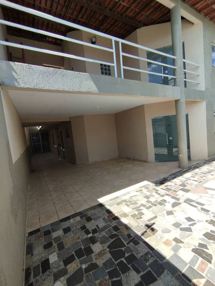 Casa para alugar com 3 quartos - Foto 1