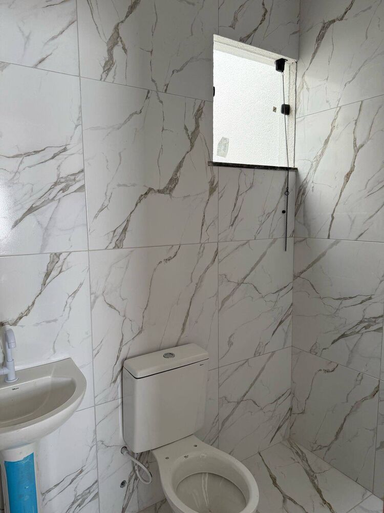 Casa à venda com 2 quartos, 68m² - Foto 3