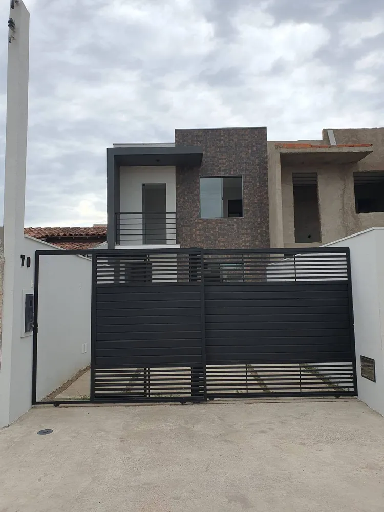 Casa, 2 quartos, 67 m² - Foto 1