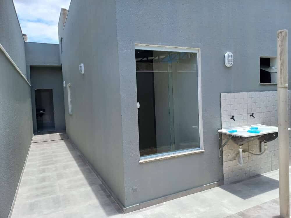 Casa à venda com 2 quartos, 75m² - Foto 4