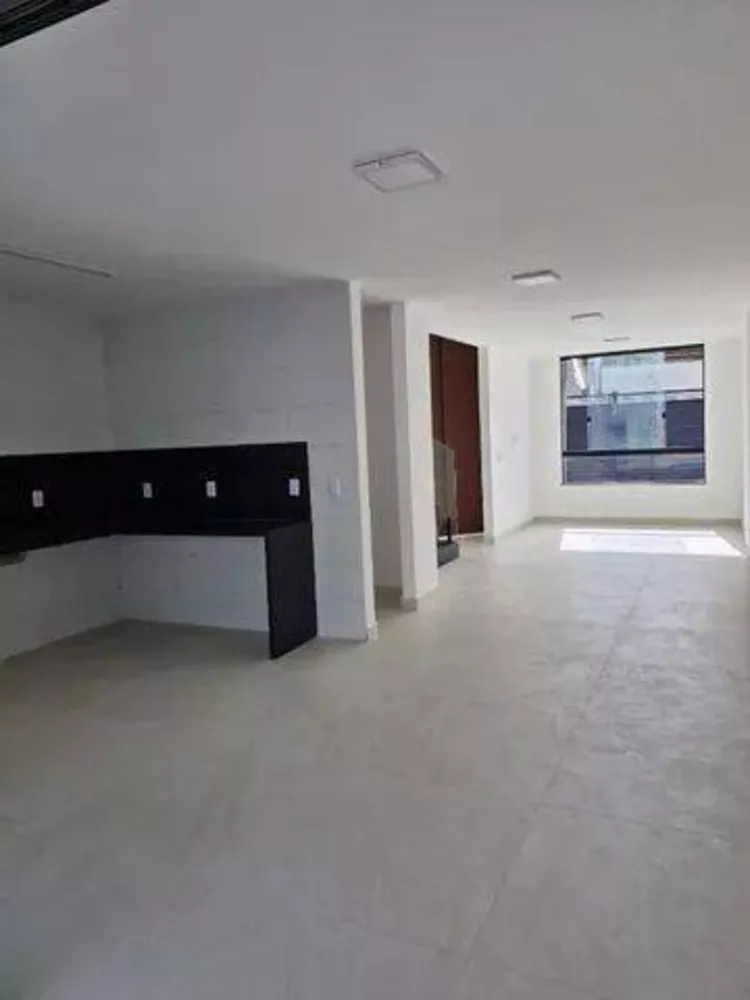 Casa à venda com 3 quartos, 139m² - Foto 6