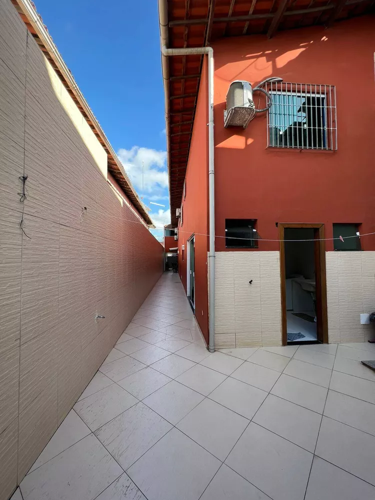 Casa à venda com 3 quartos, 218m² - Foto 6