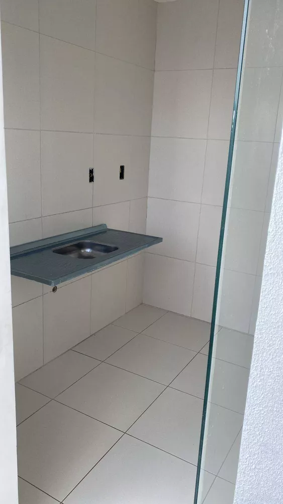 Casa à venda com 2 quartos, 60m² - Foto 12