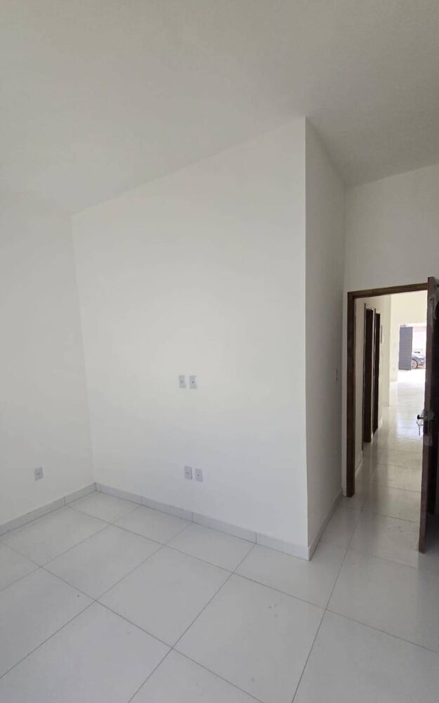 Casa à venda com 2 quartos, 54m² - Foto 3