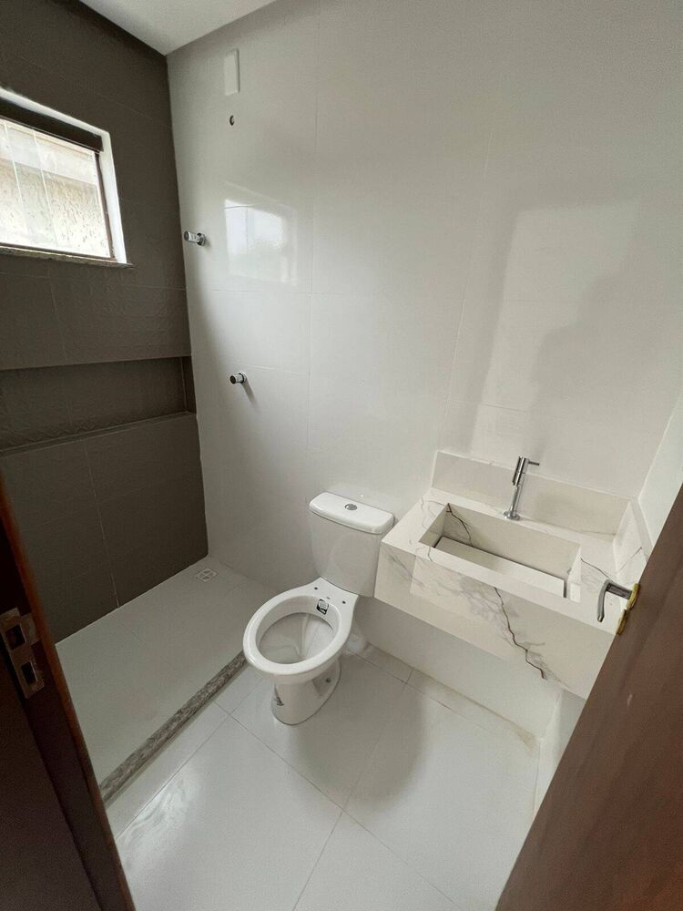 Casa, 4 quartos, 137 m² - Foto 2