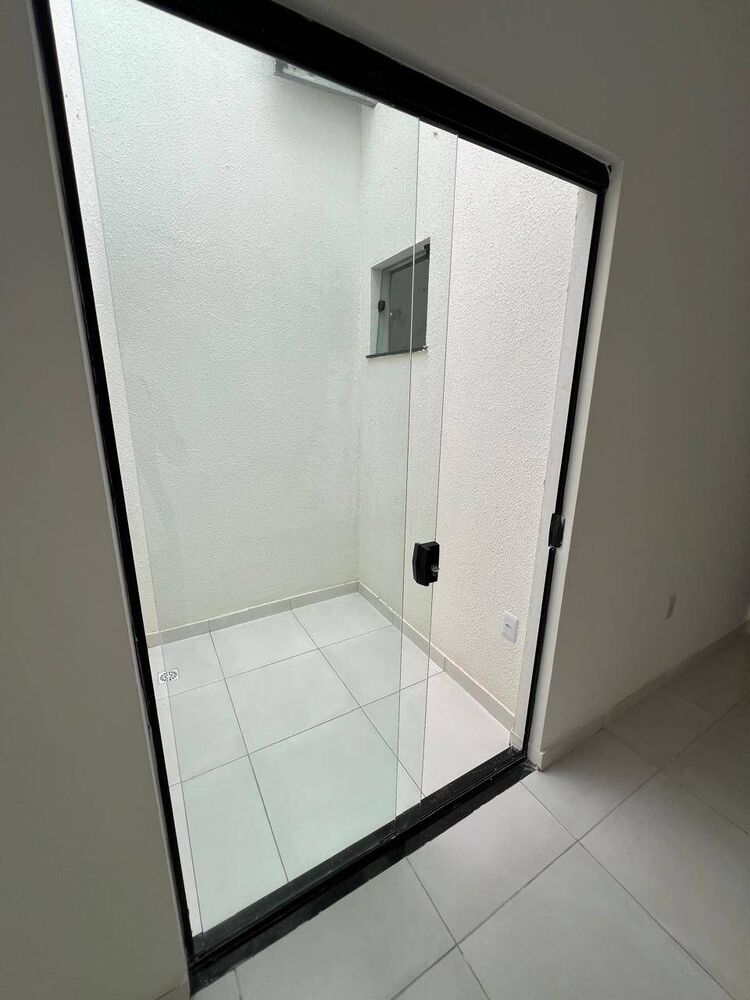 Casa à venda com 2 quartos, 68m² - Foto 3