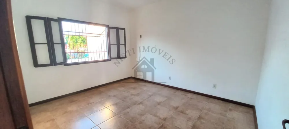 Casa, 4 quartos, 268 m² - Foto 1