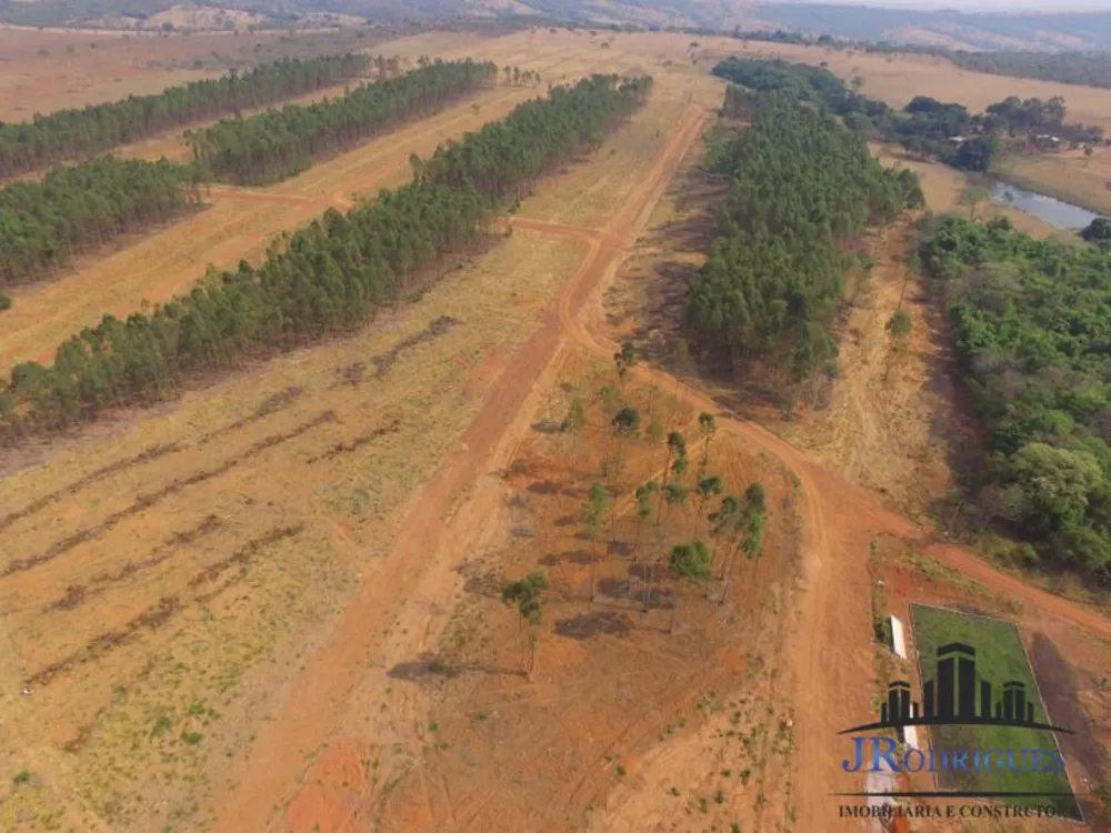 Fazenda à venda com 3 quartos, 1110m² - Foto 2