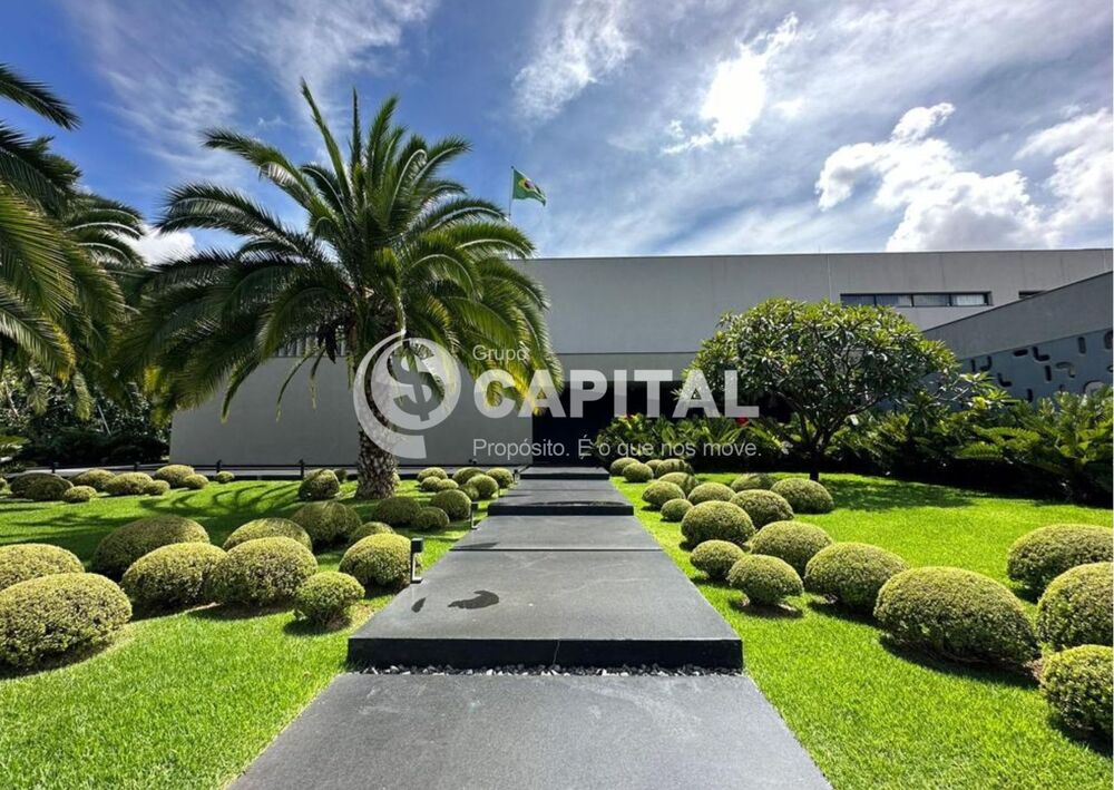 Casa, 6 quartos, 1300 m² - Foto 1