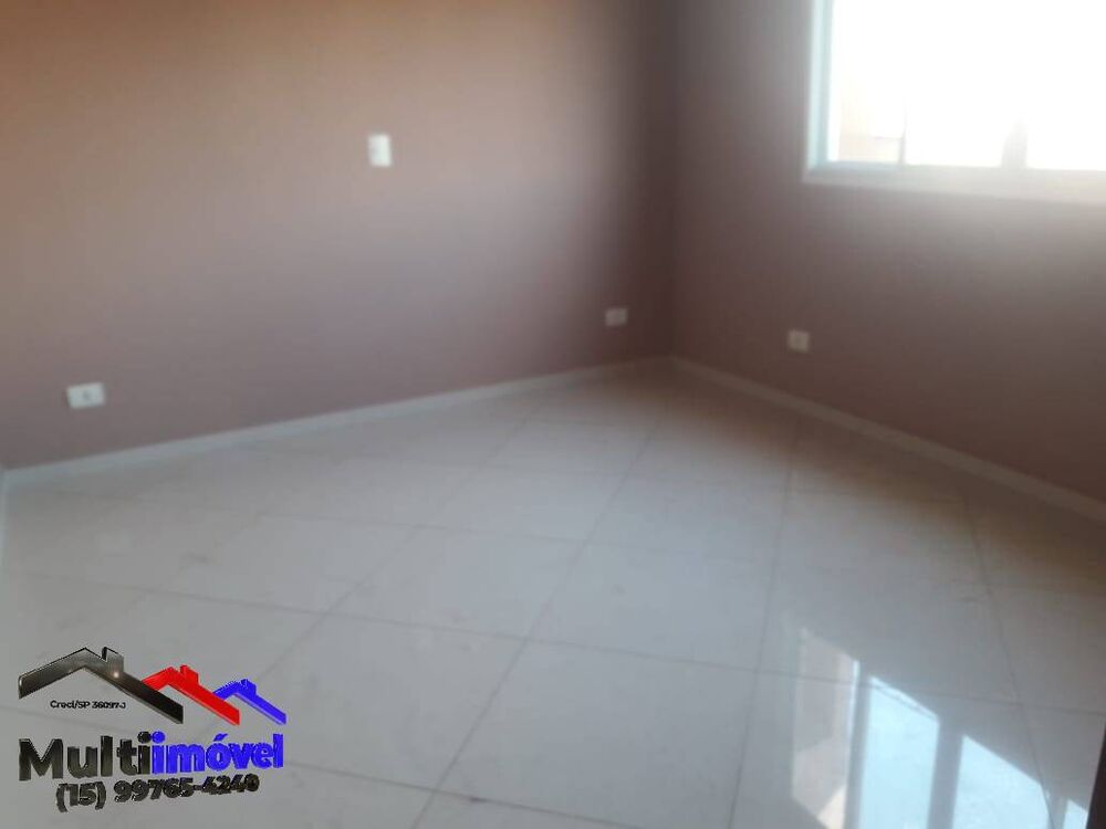 Casa à venda com 2 quartos, 182m² - Foto 1