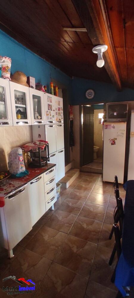 Casa à venda com 3 quartos, 113m² - Foto 3