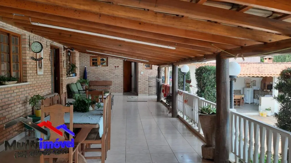 Chácara, 5 quartos, 2250 m² - Foto 2