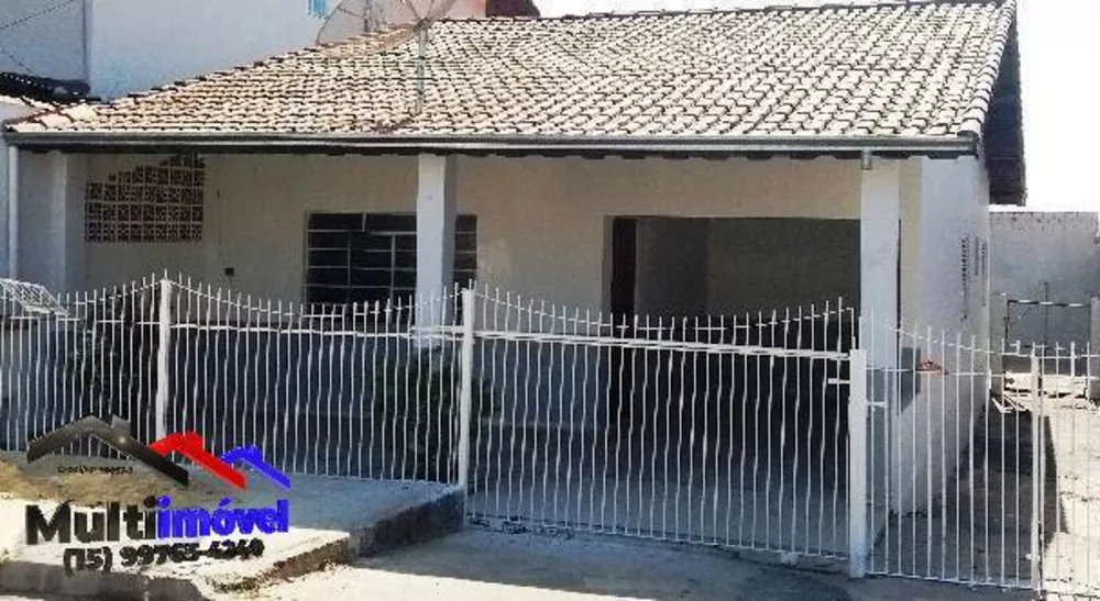 Casa à venda com 2 quartos, 100m² - Foto 1