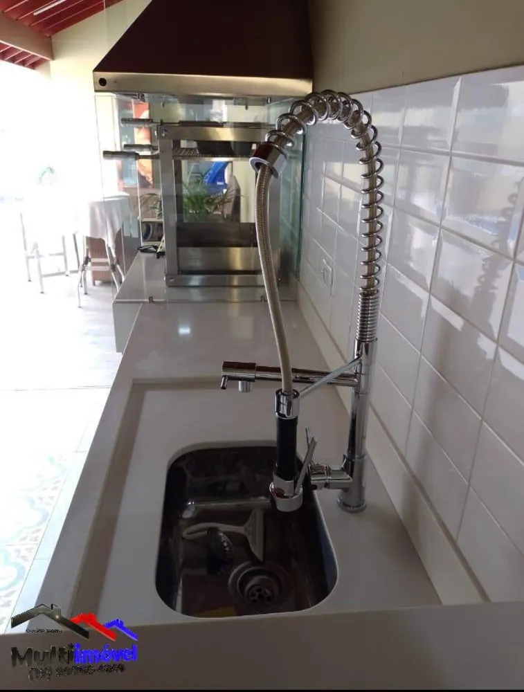 Casa, 3 quartos, 209 m² - Foto 4
