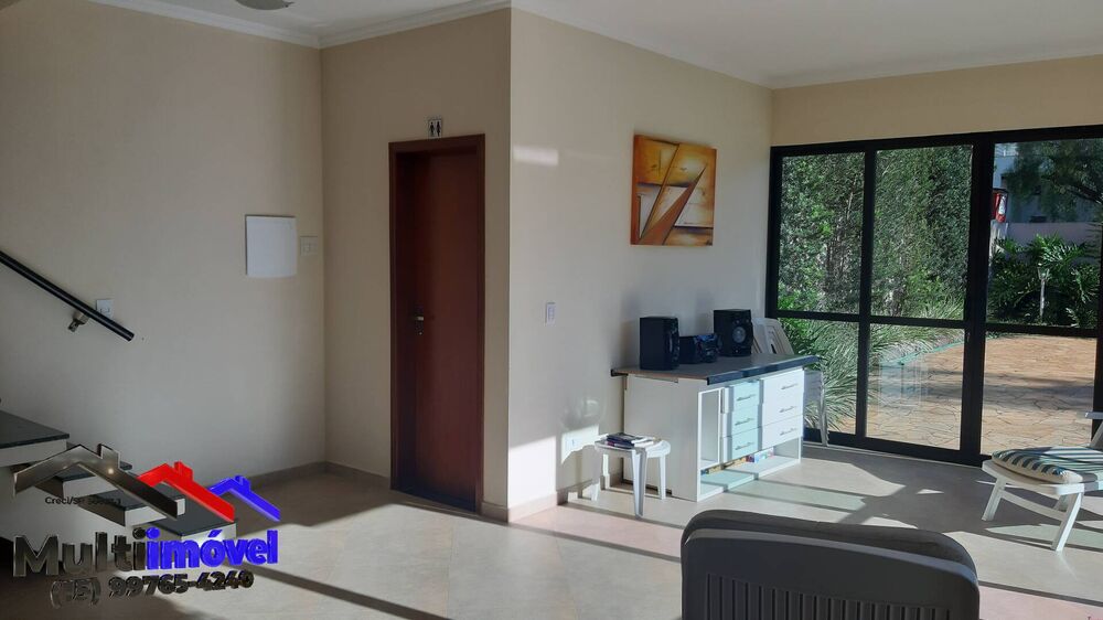 Casa à venda com 4 quartos, 729m² - Foto 1