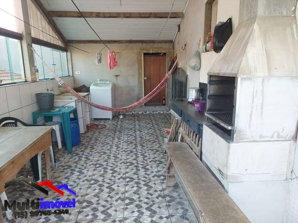 Casa à venda com 4 quartos, 209m² - Foto 2