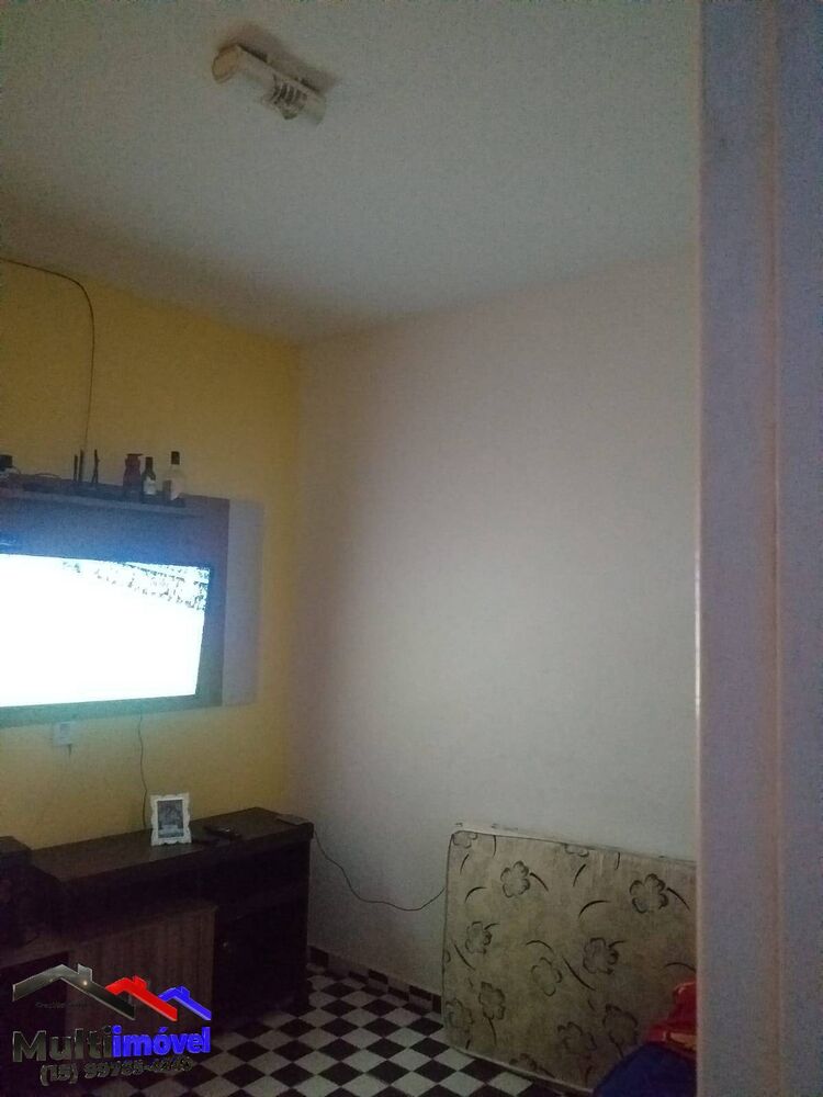 Casa à venda com 4 quartos, 100m² - Foto 1