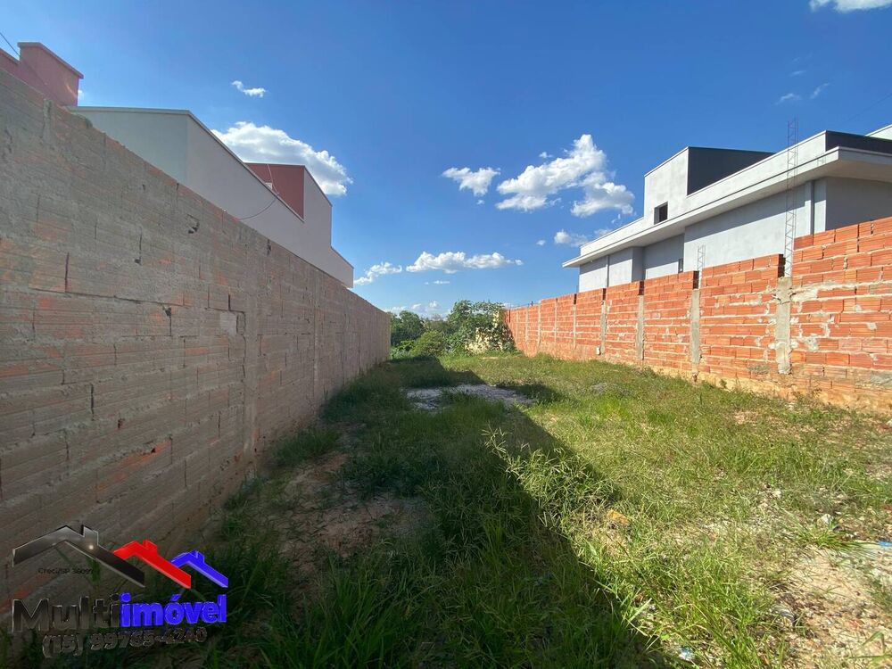 Terreno à venda, 182m² - Foto 1